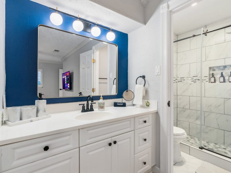 Cute & Cozy 3BR, 2 bath w/ POOL