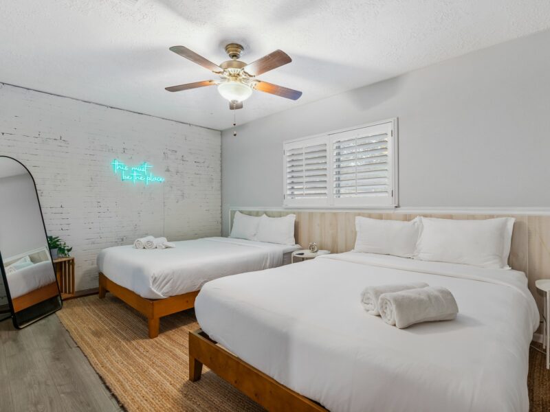 Cute & Cozy 3BR, 2 bath w/ POOL